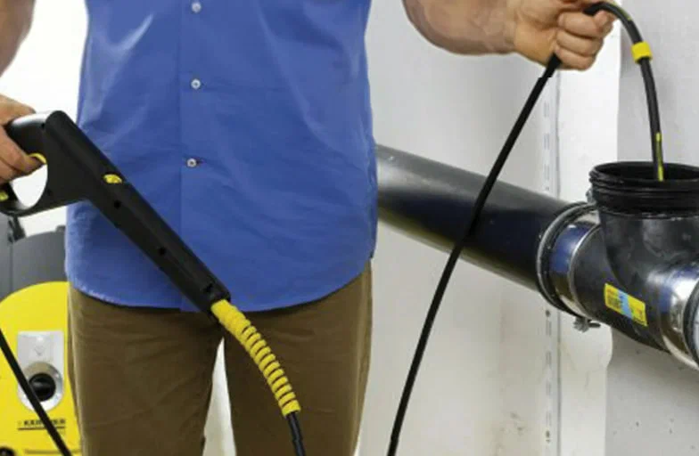 مزایای استفاده از فنر برقی برای رفع گرفتگی لوله‌ها