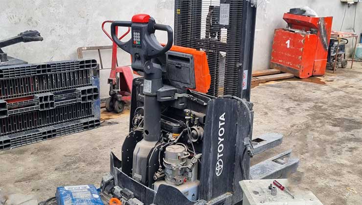 هزینه تعمیر لیفتراک برقی