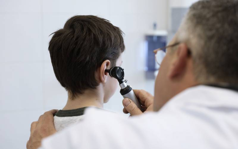 غربالگری شنوایی کودکان در ساری؛ بهترین مراکز با تجهیزات پیشرفته 1 غربالگری شنوایی کودکان در ساری؛ بهترین مراکز با تجهیزات پیشرفته