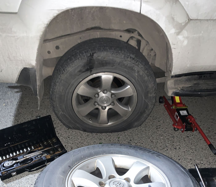 پنچرگیری سیار کیان