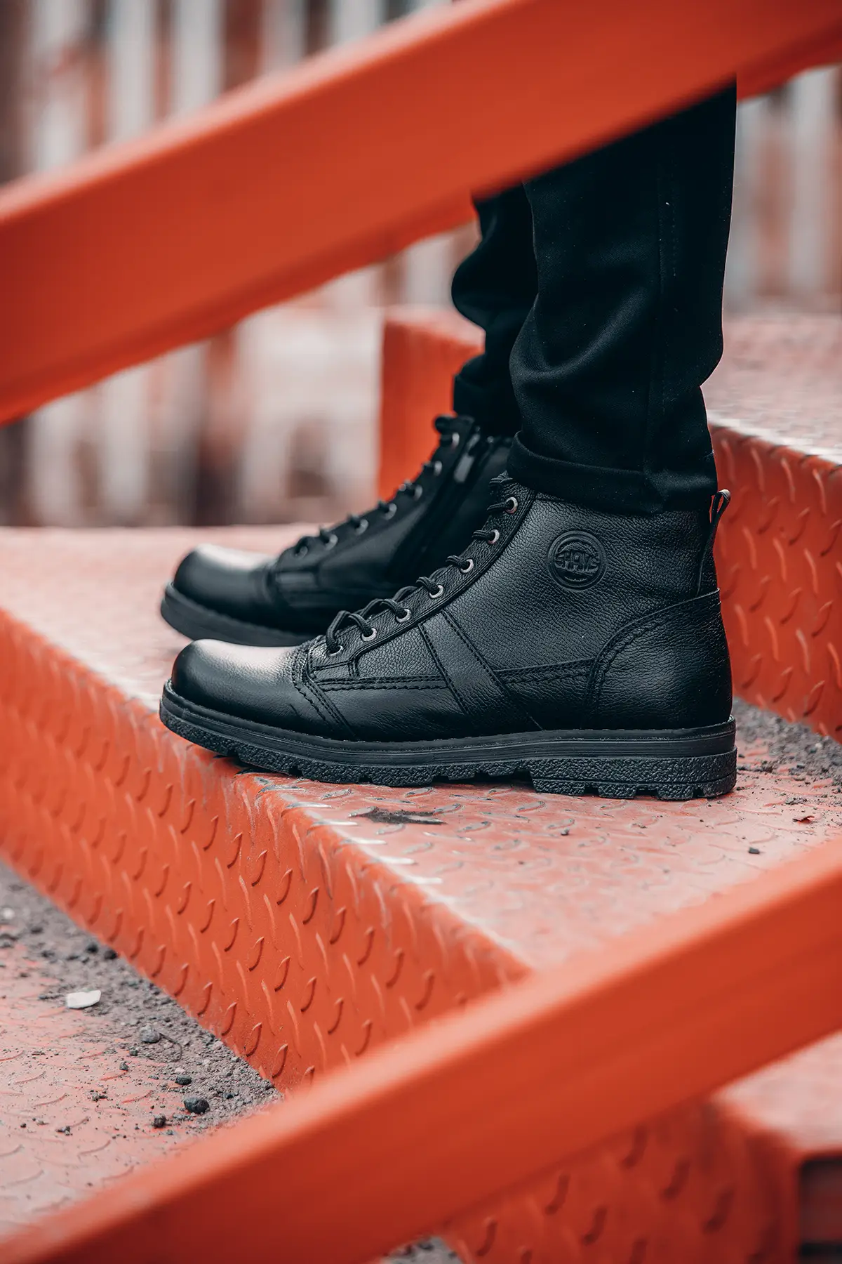 نیم بوت مردانه طبی