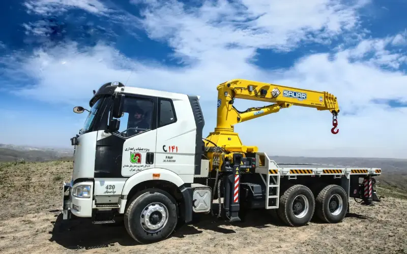 جرثقیل پشت کامیونی سالیار