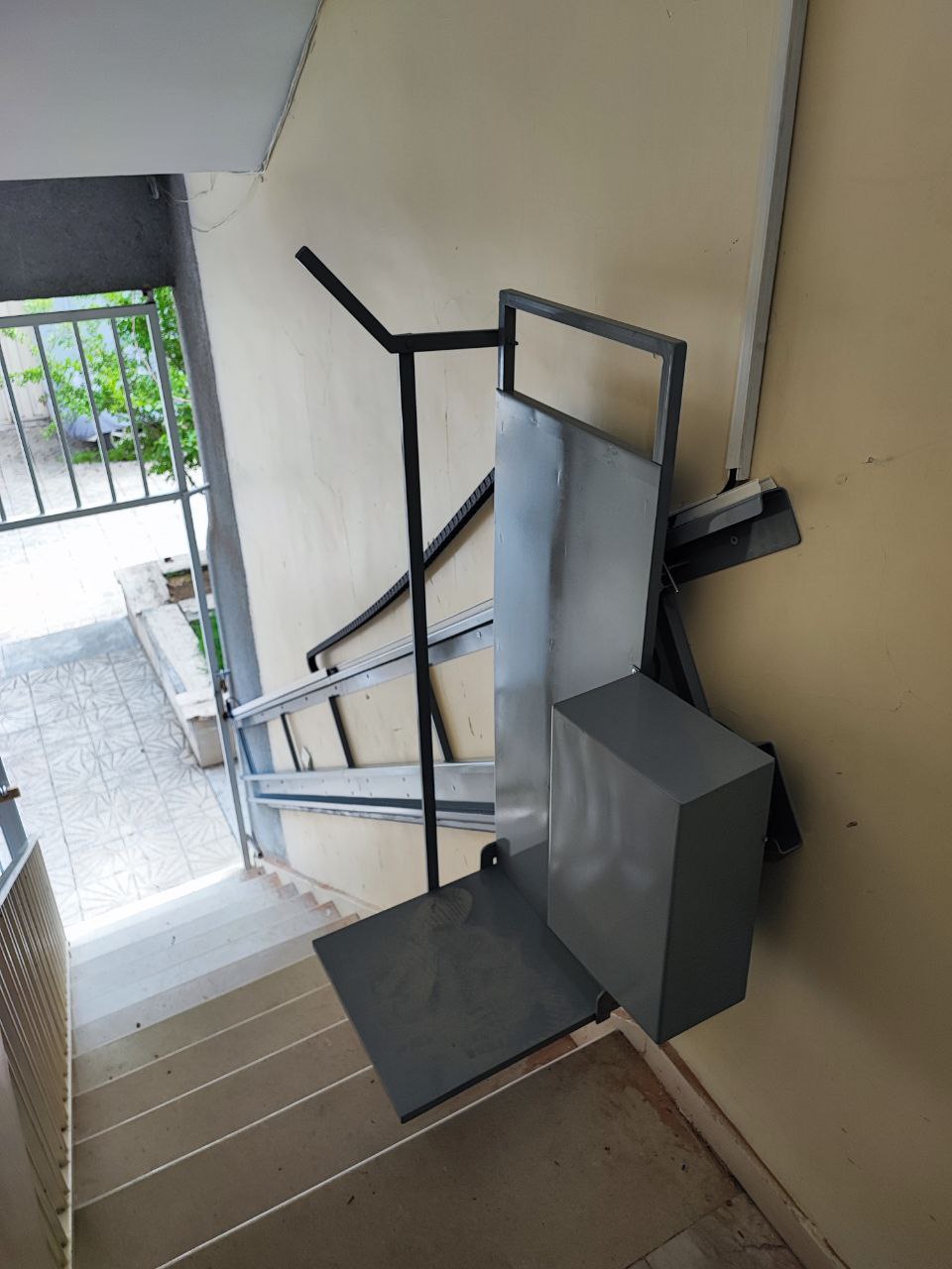 قیمت جدید بالابر پله در تهران (لیست رسمی کارخانه) 2