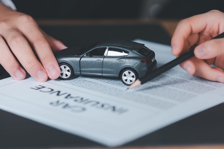 چرا قیمت بیمه شخص ثالث در شرکت های مختلف متفاوت است؟