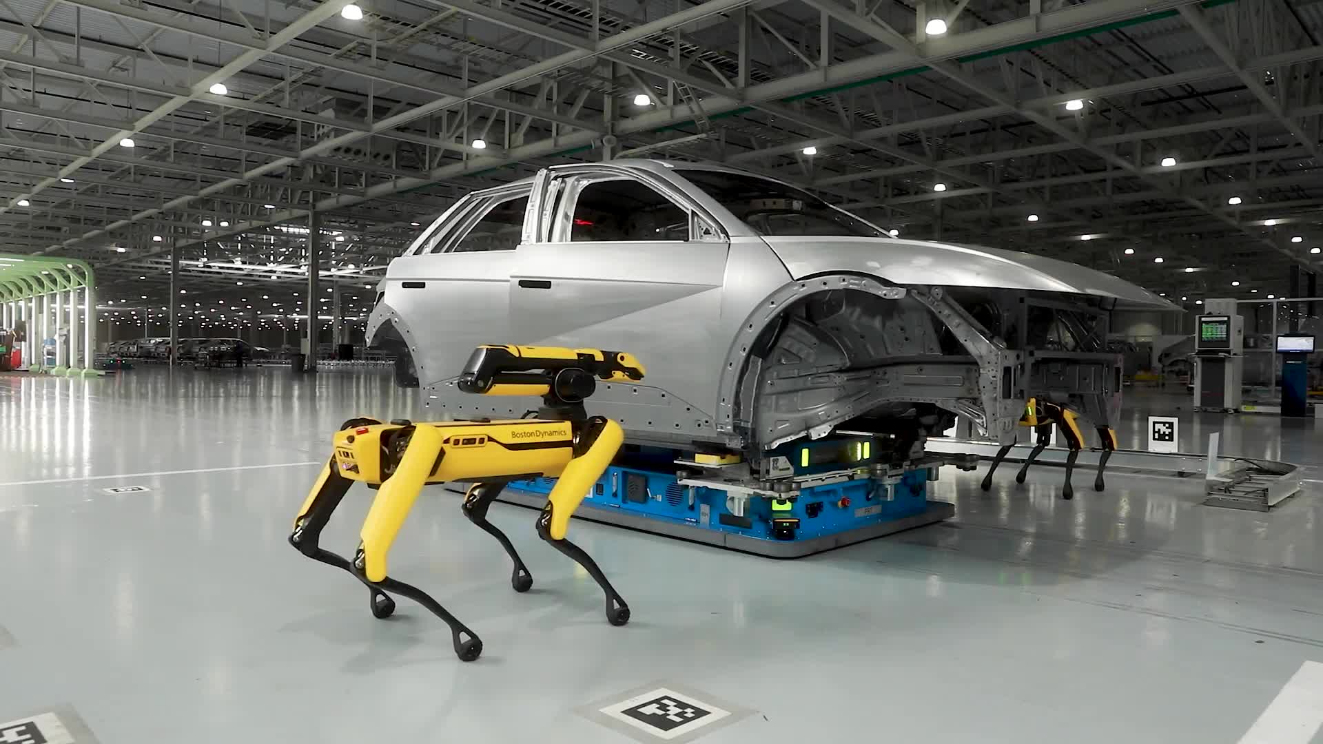 ربات رنگ آمیزی