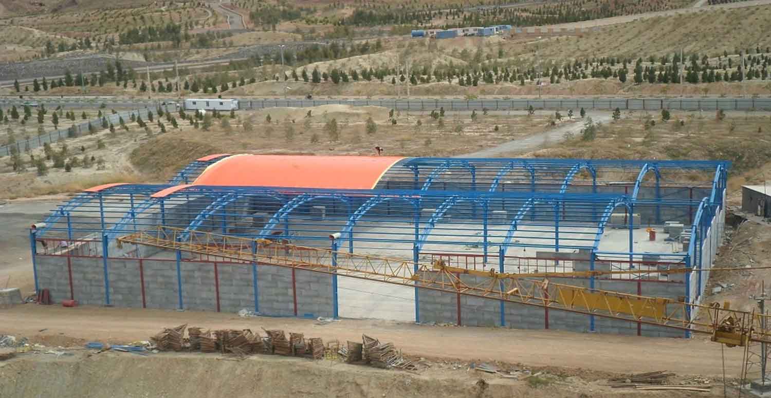  چرا طراحی و اجرای سوله در یزد نیازمند تیم متخصص است؟