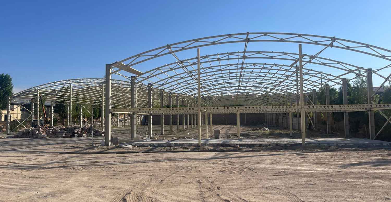  مزایای ساخت سوله سبک با بیستون سازه در یزد