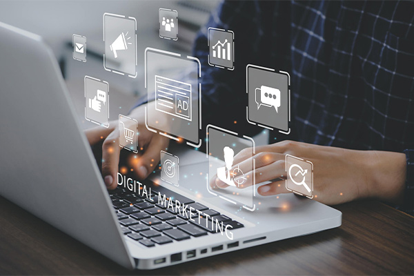 دیجیتال مارکتر کیست؟