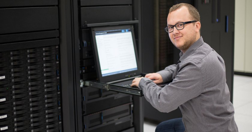 چرا کسب و کارهای بزرگ به اعزام کارشناس فوری نیاز دارند؟