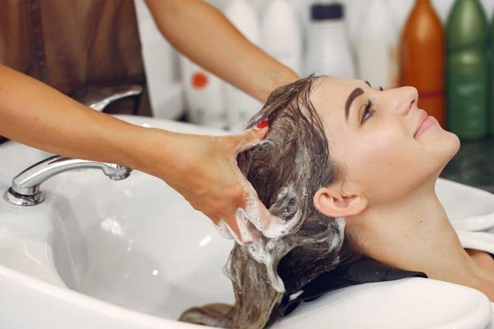 C:\Users\s\Desktop\The-best-shampoo-and-hair-mask-for-keratinized-hair-3.jpg